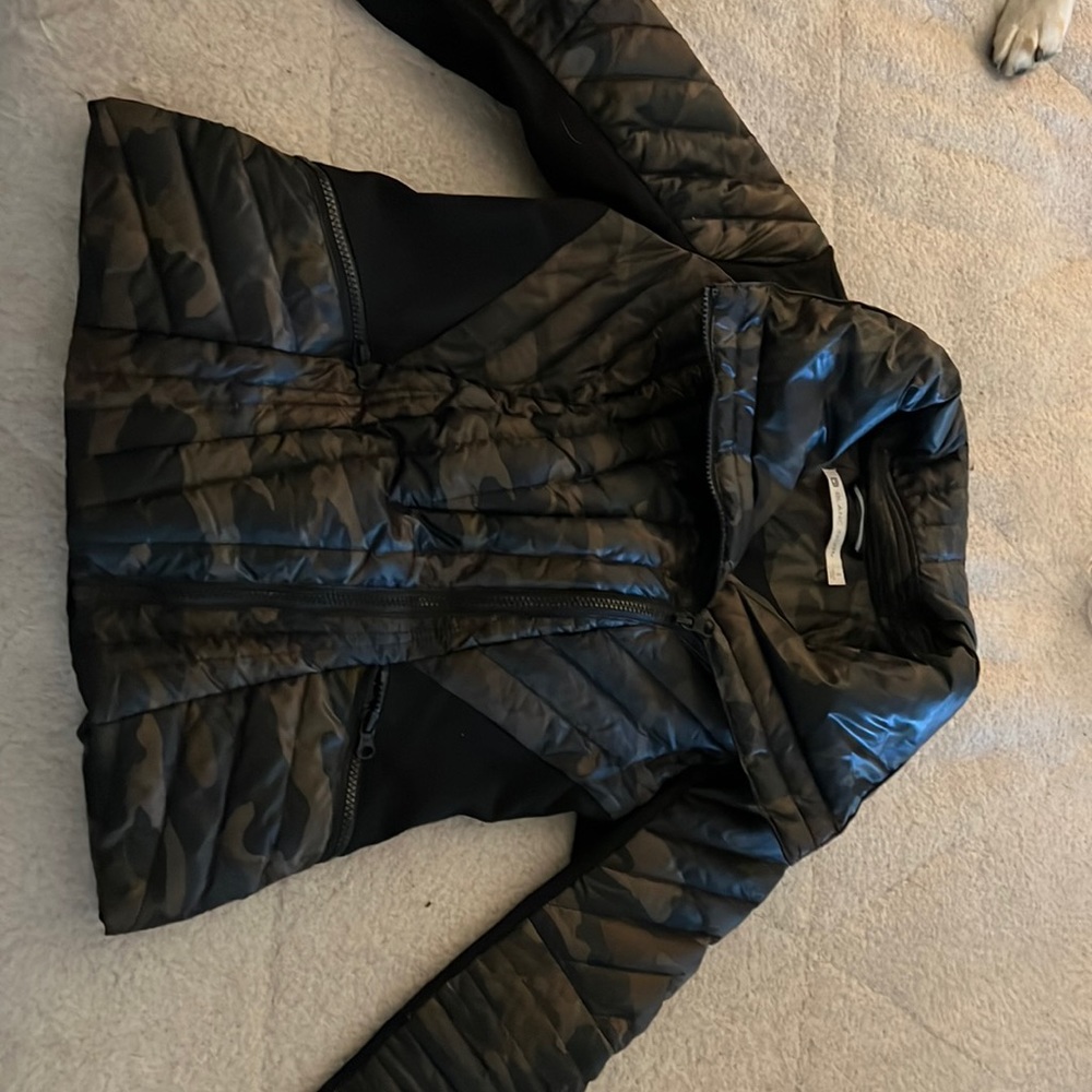 Women’s footed puffer jacket